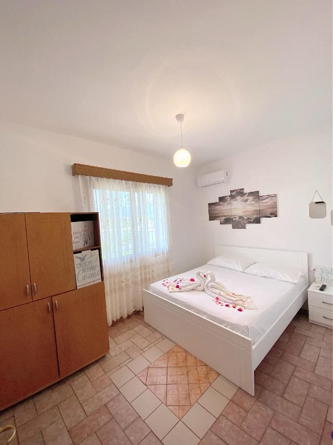 Vila Arlind Hotel Vlorë Exterior foto